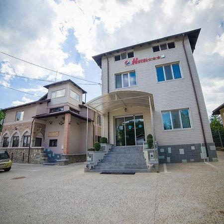Hotel Gclub Breaza  Zewnętrze zdjęcie