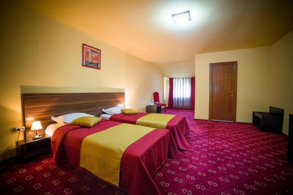 Hotel Gclub Breaza  Pokój zdjęcie